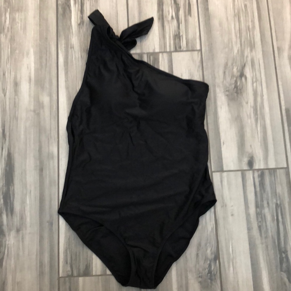 Black One Piece